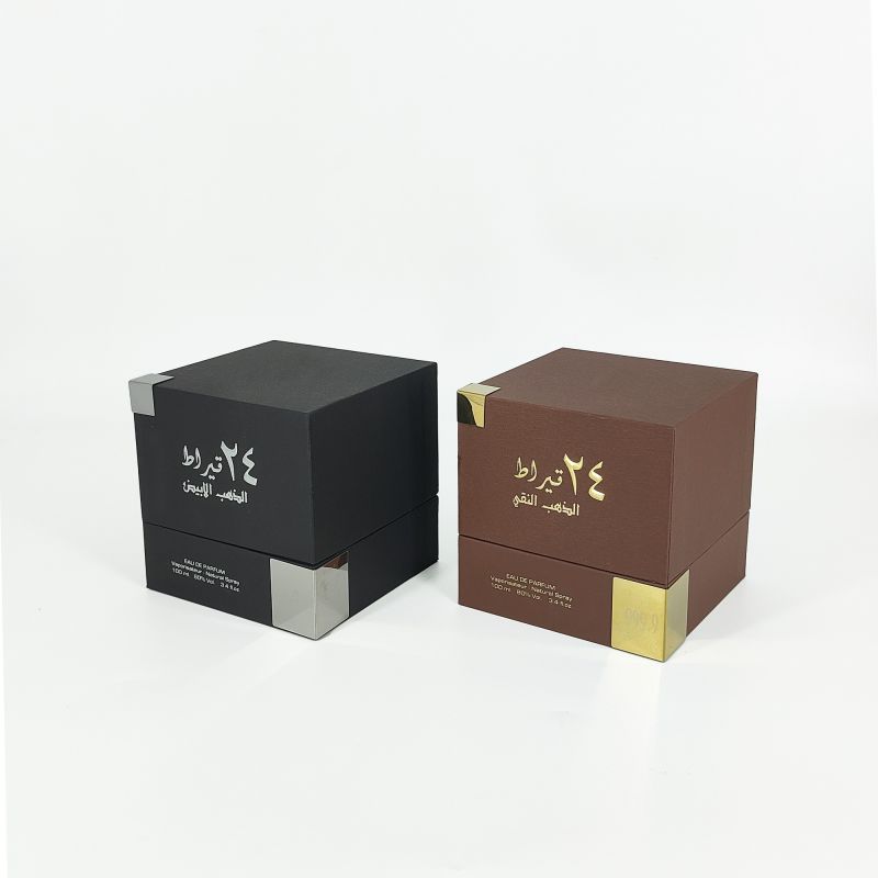 صندوق عطور صلب ممتاز مع شعار رقائق ذهبية وصينية EVA مصنوعة يدويًا HP006
